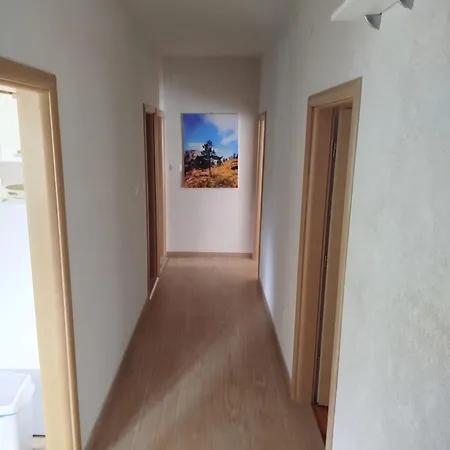 Brine Apartment Starigrad Paklenica